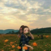 .•Autrice•.
