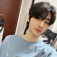 ดิว ( พระเอก )