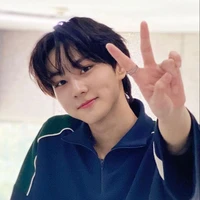 ซี ( เพื่อนนายเอก )