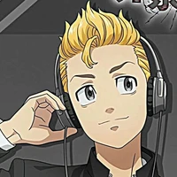 Takemichi hanagaki(12 anos atrás)