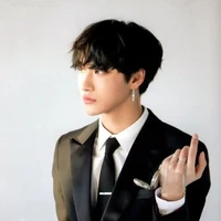 คริส💜