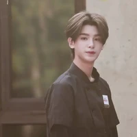 อีคิว(นายเอกชาติก่อน)