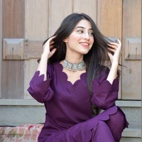 Nidhi Vyas (fl bff/ml little sis)