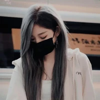 เอวา(นอ.)​แต่งหญิง/