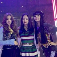 jisoo,jennie,lisa