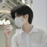 ไวท์(พอ.)