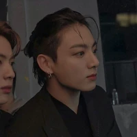 Jeon Jungguk/29/Professor