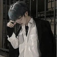 เฟิร์ส(พระเอก+พี่คนกลางน.อ)