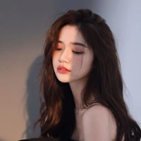 นิชา
