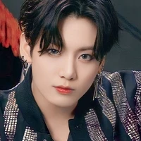 Jungkook • Alfa Dominante •