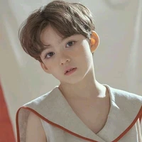 Song Yijin ( Kecil )