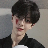 รุ่นพี่+คู่กวนใจ=ซิน