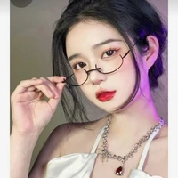 ไอช์(เเม่นายเอก)