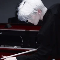 เฟรย/พระเอก/คนน้อง