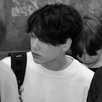 ธิวากร⛓️🖤