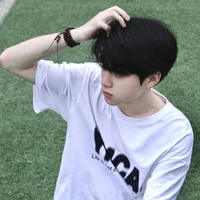 คิน{พระเอก,น้องเล็ก}