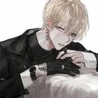 คาร์ล(มือขวา)