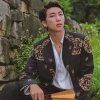 นัม(เพื่อนพระเอก)