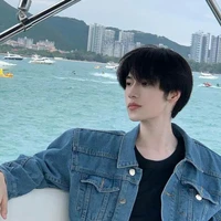 เบว(พ่อของ แอมกับเอมมี่