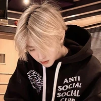 คิง[นายเอก+น้องคนเล็ก]