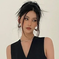 แอน(แม่พระเอก)