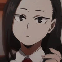 momo yaoyorozu