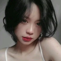 เอมมี่(ชะนีน้อย)