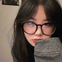 เกล🎀(นางเอก)(ตอนใส่แว่น)