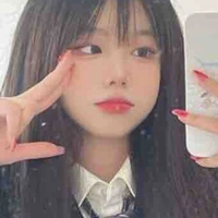 เกล🎀(นางเอก)(ตอนไม่ใส่แว่น)