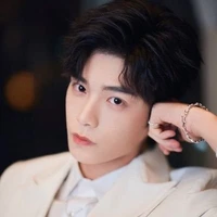 ภาคิน(พระเอก)