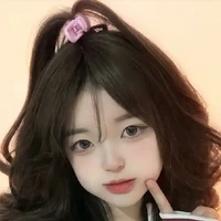 มาลีน่า (พี่สาว นอ.)
