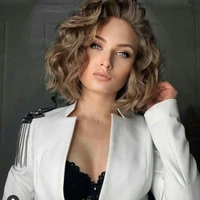 ALEXA BETANCOURT|25|