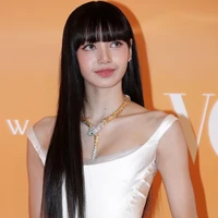 (sister 4) Triesya Nadia Jungki