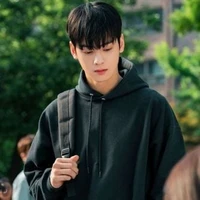 ราชาเดวิส(พ่อนางเอก)