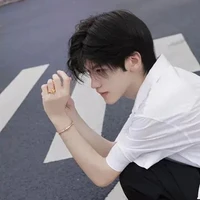 สกาย(รุ่นพี่ที่สนิทนอ.)