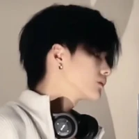 สกาย