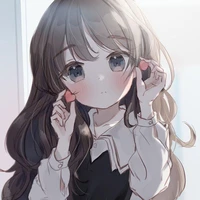 Nia ( Luke step sister)