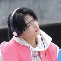 บลู(เพื่อนนายเอก)