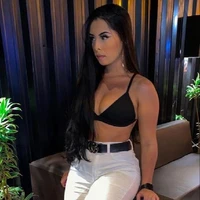 Luana (irmã mais velha da bruna