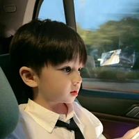 เฟิร์ส(เด็ก)(พระเอกก)