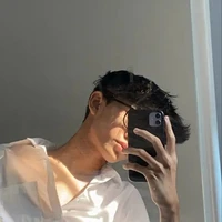 เข็ม  เพื่อนร่วมห้อง
