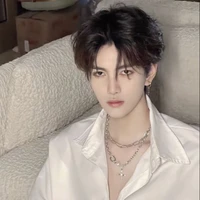 อีนิก(พระเอก)