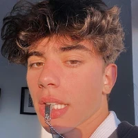 ●Jack●•Hermano•19 años•Gemelo•