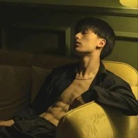 ไว(เพื่อนพระเอก+มาเฟีย7)