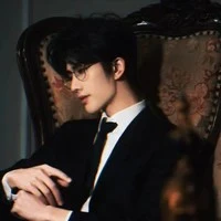 คิม(พ่อนายเอก+มาเฟีย)
