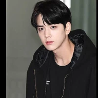 บาส(พี่ชายเบล)