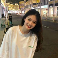 พลอย(นางเอก)