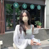 มุก(นางเอก)