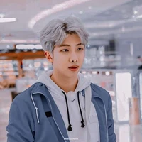 Namjoon (🤫)