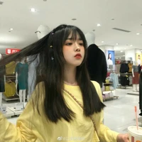 แพรไหม(นางเอก💐)